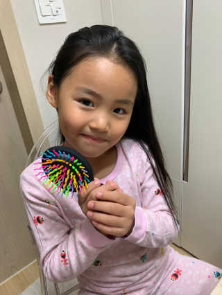 아이캔디 레인보우 볼륨S  브러쉬 미니 블랙 — 5점을 준 리뷰어가 2020년 11월 올린 사용 사진
