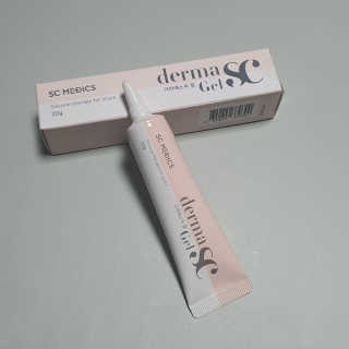 derma SC-Gel 더마에스씨 겔 20g — 5점을 준 리뷰어가 2020년 5월 올린 사용 사진