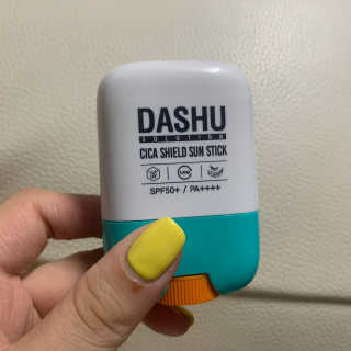 다슈코리아 다슈 솔루션 시카 쉴드 선스틱 — 5점을 준 리뷰어가 2020년 7월 올린 사용 사진