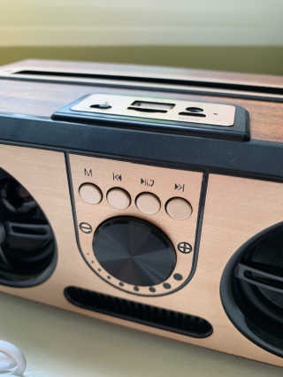 SEVIZ RETRO20W 레트로 블루투스 스피커 — 3점을 준 리뷰어가 2020년 7월 올린 사용 사진