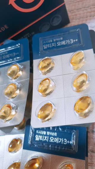 이로아 rTG 오메가3 ++ — 5점을 준 리뷰어가 2020년 7월 올린 사용 사진