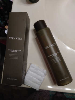 VELY VELY Artemisia Balance Essence — 5점을 준 리뷰어가 2020년 7월 올린 사용 사진