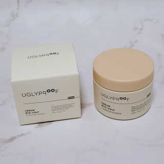 어글리프루프 크림 바이어글리 하이드레이션 샤워 50ml — 4점을 준 리뷰어가 2020년 11월 올린 사용 사진