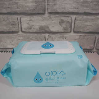 아이수 블루니 몬스터 아기 물티슈 — 5점을 준 리뷰어가 2020년 11월 올린 사용 사진