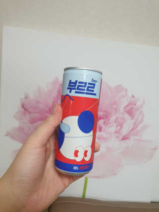[칼로리 걱정 NO 제로칼로리 탄산음료]  부담없이 즐기는 부르르Brrr~~ 제로 콜라 — 5점을 준 리뷰어가 2020년 12월 올린 사용 사진
