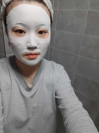 아이디플라코스메틱 페이스핏 플라스터 마스크 — 5점을 준 리뷰어가 2020년 5월 올린 사용 사진