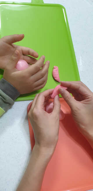 크리에이터스랩 만들고 맛있게 먹는 DIY 슈가클레이 키트 10종 — 4점을 준 리뷰어가 2020년 12월 올린 사용 사진