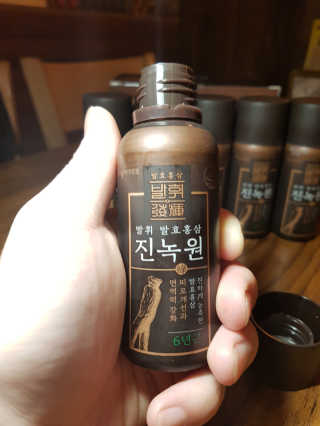 한국야쿠르트 발휘 발효홍삼 진녹綠원 — 5점을 준 리뷰어가 2020년 10월 올린 사용 사진