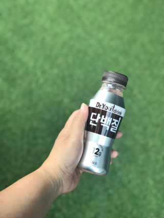 닥터유드링크 단백질 초코맛 and 바나나맛 — 5점을 준 리뷰어가 2020년 8월 올린 사용 사진