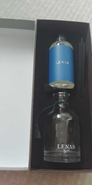 레나스 프리미엄 아로마 디퓨저 200ml  [1SET] — 5점을 준 리뷰어가 2020년 9월 올린 사용 사진