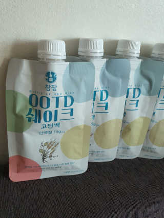 [꾸콤] 참참 OOTD쉐이크 고단백 일주일세트 50g x 5 — 5점을 준 리뷰어가 2020년 9월 올린 사용 사진