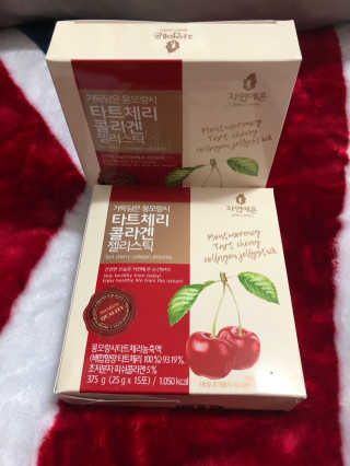자연에온 가득담은 몽모랑시 타트체리 콜라겐 젤리스틱 — 4.5점을 준 리뷰어가 2020년 12월 올린 사용 사진
