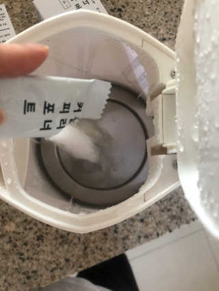 무디메이드 MUDI 커피포트 클리너 2세트 — 5점을 준 리뷰어가 2020년 6월 올린 사용 사진
