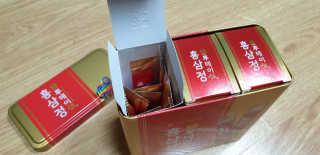서울약사신협_투데이홍삼정_틴케이스_10g x 30포 — 5점을 준 리뷰어가 2020년 7월 올린 사용 사진