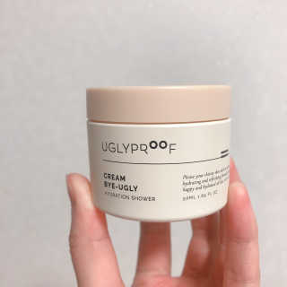 어글리프루프 크림 바이어글리 하이드레이션 샤워 50ml — 5점을 준 리뷰어가 2020년 11월 올린 사용 사진