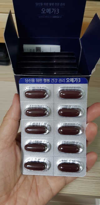 건강한약속 바른 바른 오메가3 — 5점을 준 리뷰어가 2020년 5월 올린 사용 사진