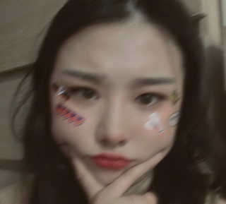 비비드스튜디오 치크 플래쉬 블러셔 NO.5 에픽 트랜스 — 5점을 준 리뷰어가 2020년 5월 올린 사용 사진