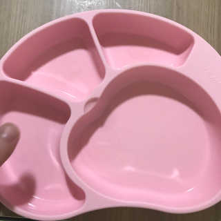 유비맘 캐릭터 실리콘 흡착 식판_색상 랜덤발송 — 5점을 준 리뷰어가 2020년 10월 올린 사용 사진