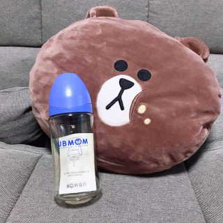 유비맘 PPSU 젖병 노꼭지_260ml_컬러 랜덤 발송 — 5점을 준 리뷰어가 2020년 8월 올린 사용 사진