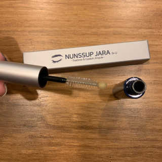 닥터존스킨 눈썹자라 — 4점을 준 리뷰어가 2020년 8월 올린 사용 사진
