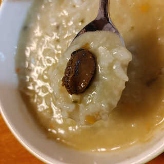 바다는다웰빙이다 완도사랑 전복죽 250g - 2팩 + 전복장조림 2팩 — 4.5점을 준 리뷰어가 2020년 8월 올린 사용 사진