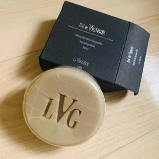 라 뷔게르 [Shampoo Bar] 쏠 드 뷔게르 — 5점을 준 리뷰어가 2020년 5월 올린 사용 사진