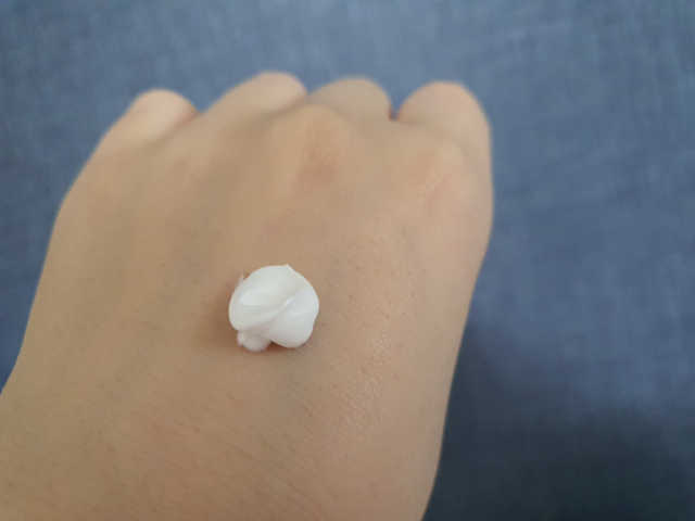 더마비 에브리데이 선블록 SPF50+PA++++ 리뷰 사진