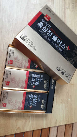서울약사신협_투데이홍삼정플러스스틱_10g x 30포 — 5점을 준 리뷰어가 2020년 12월 올린 사용 사진