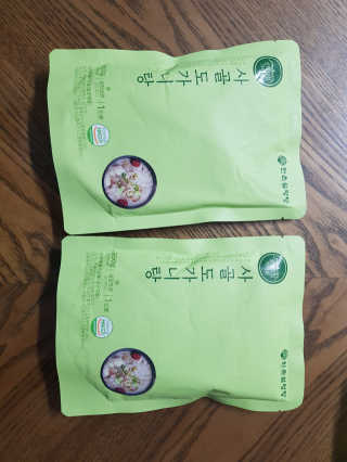 한촌몰 설렁탕집 가마솥 도가니탕 350g x 2팩 — 5점을 준 리뷰어가 2020년 7월 올린 사용 사진