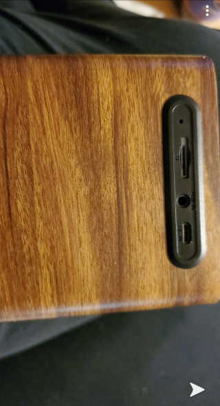 SEVIZ MINI10W 레트로 블루투스 스피커 — 5점을 준 리뷰어가 2020년 10월 올린 사용 사진