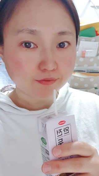 세상간단 완전푸드 [완전두유] 5종 — 4.5점을 준 리뷰어가 2020년 4월 올린 사용 사진