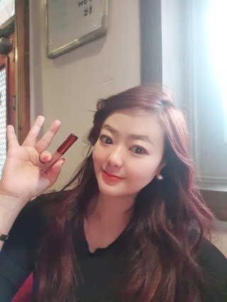 [블랙루즈] 펄블리 아이 글리터 유니버스 2종 — 5점을 준 리뷰어가 2020년 10월 올린 사용 사진