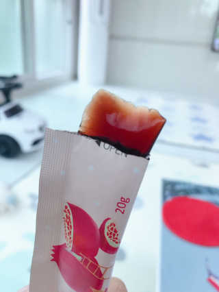 365더건강 에버뷰티 석류콜라겐 젤리 — 5점을 준 리뷰어가 2020년 7월 올린 사용 사진