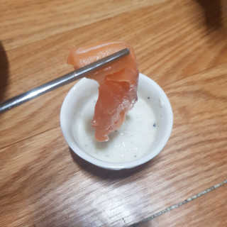 동원산업 항공직송 동원생연어_400g — 5점을 준 리뷰어가 2020년 5월 올린 사용 사진