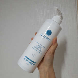 일리세이 허니 샴푸 500ml + 허니 바디워시 500ml 세트 — 5점을 준 리뷰어가 2020년 4월 올린 사용 사진