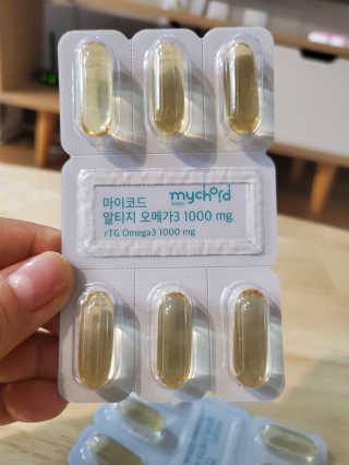 JW중외제약 마이코드 알티지 오메가3 1000 mg — 5점을 준 리뷰어가 2020년 9월 올린 사용 사진