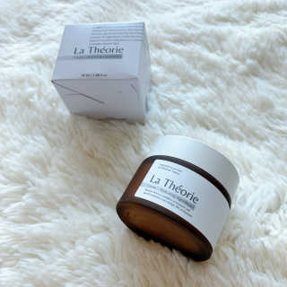 La Theorie Hydrating Ingredients | 하이드레이팅 인그레이디언츠 — 4점을 준 리뷰어가 2020년 4월 올린 사용 사진