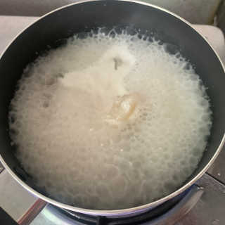 한촌몰 설렁탕집 가마솥 도가니탕 350g x 2팩 — 2점을 준 리뷰어가 2020년 8월 올린 사용 사진