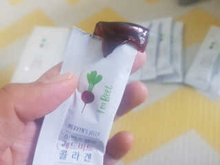 유유네이처 머빈스 젤리 레드비트 콜라겐 — 3점을 준 리뷰어가 2020년 6월 올린 사용 사진