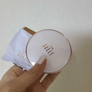 디어벨르 크림쿠션 DEAR BELLE CREAM COUSION — 4점을 준 리뷰어가 2020년 8월 올린 사용 사진