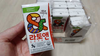 [풀무원녹즙] 어린이 과채음료, 라토앤 트로피칼 1box — 5점을 준 리뷰어가 2020년 10월 올린 사용 사진