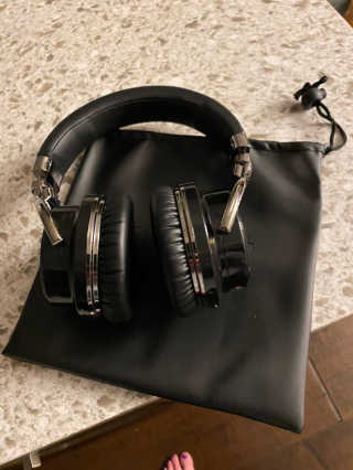 SEVIZ Bluetooth Headphones 10 3color — 5점을 준 리뷰어가 2020년 10월 올린 사용 사진