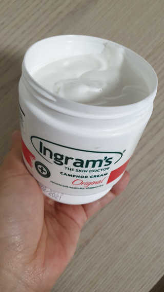 인그람스 캠퍼 크림 오리지널 300ml — 5점을 준 리뷰어가 2020년 4월 올린 사용 사진