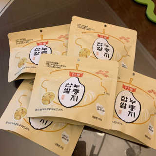 [꾸콤] 참참 전통 찹쌀 누룽지 일주일세트 60g x 5 — 5점을 준 리뷰어가 2020년 10월 올린 사용 사진