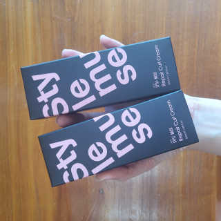 ATS스타일 뮤즈 ATS 스타일 뮤즈 리페어 컬 크림 50ml X 2EA — 4점을 준 리뷰어가 2020년 10월 올린 사용 사진