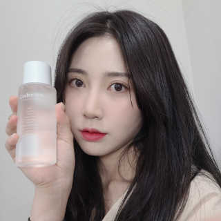 언더텐 바다포도 수분토너 — 4.5점을 준 리뷰어가 2020년 6월 올린 사용 사진