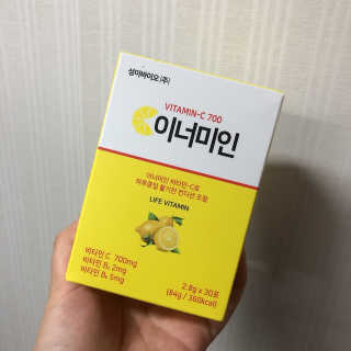 이너미인 VITAMIN-C 700 — 5점을 준 리뷰어가 2020년 8월 올린 사용 사진