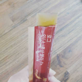 로그네이처 로그 인 홍삼젤리 7+ — 5점을 준 리뷰어가 2020년 7월 올린 사용 사진