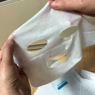바이오믹 BIOMEEK SENSIMETIC SOOTHING MASK.S — 5점을 준 리뷰어가 2020년 6월 올린 사용 사진