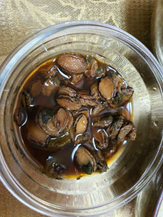 바다는다웰빙이다 완도사랑 전복죽 250g - 2팩 + 전복장조림 2팩 — 5점을 준 리뷰어가 2020년 8월 올린 사용 사진
